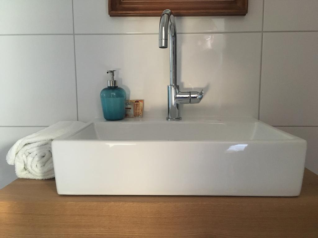 B&B 'T Inj Horn Exteriör bild
